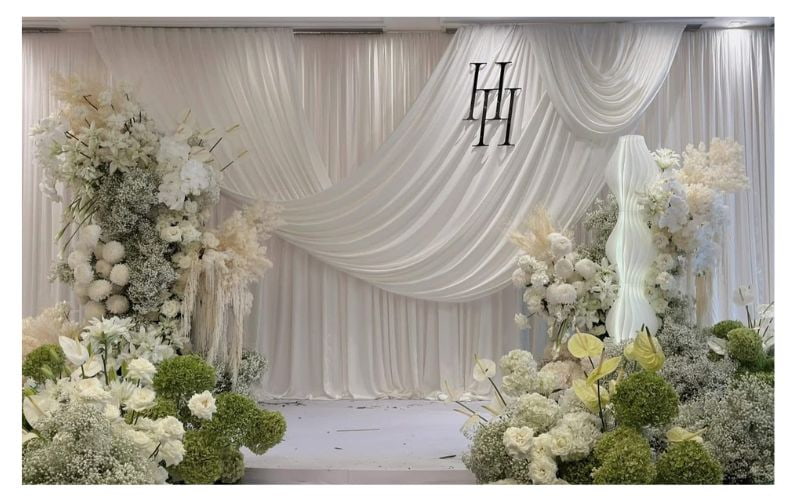 Background cưới phong cách Classic